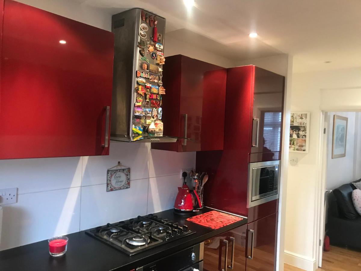 Bright Balham Apartment Лондон Экстерьер фото