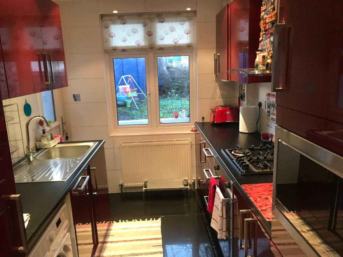 Bright Balham Apartment Лондон Экстерьер фото